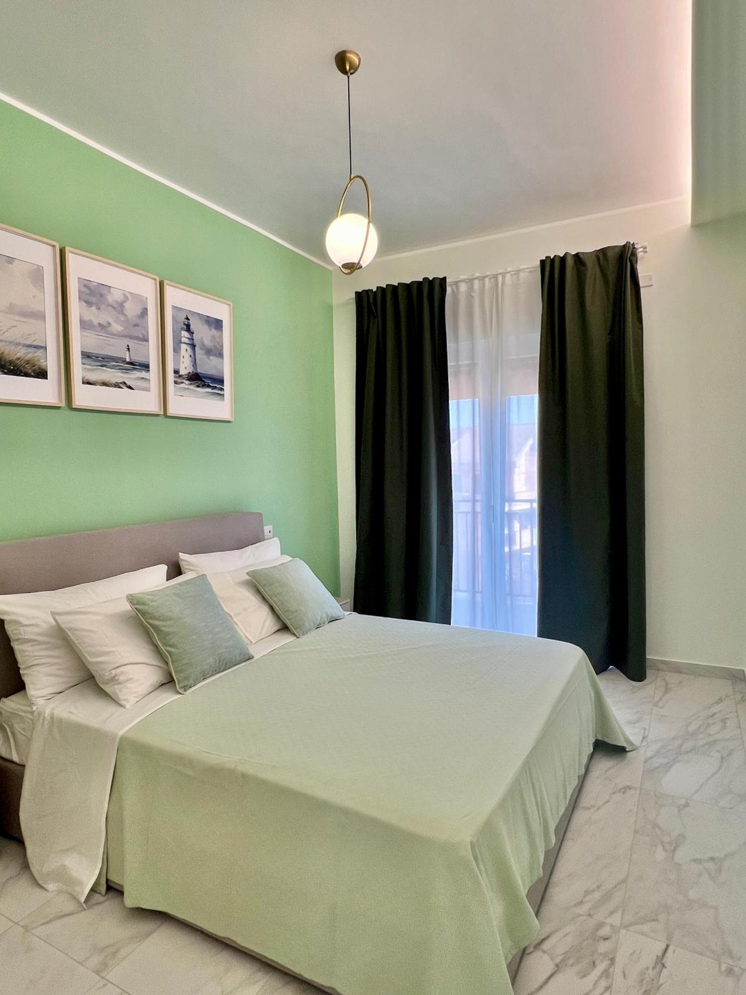 Blu Fronte Spiaggia, Vista Eolie Apartment